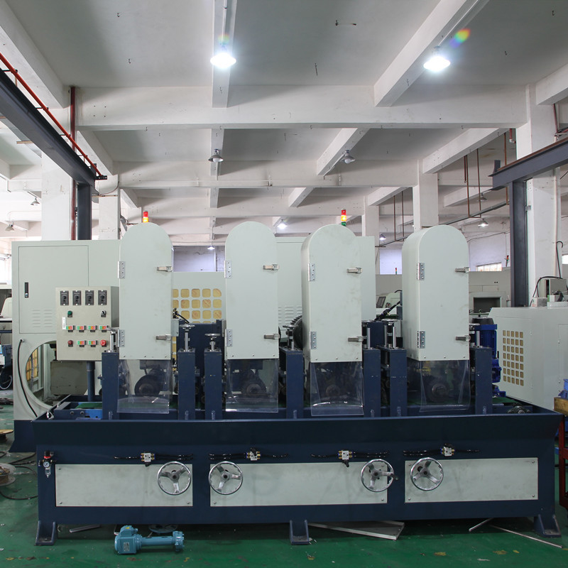 150mm স্বয়ংক্রিয় মেশিন সমতল পৃষ্ঠের ফিনিস প্রসেস গ্রাইন্ড করার জন্য সাটিন পলিশিং ডিবারিং গ্রাইন্ডিং
